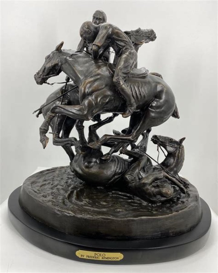 Are bronze statues valuable?