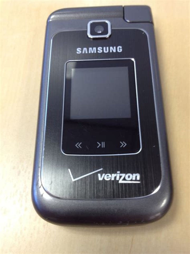 Can I drop off old phones at Verizon?