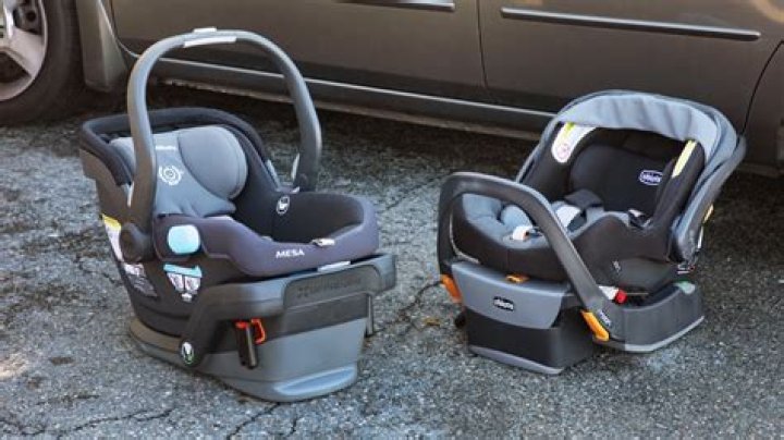 Do Mears taxis have car seats?