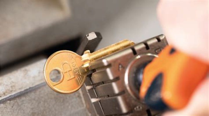 Do Timpsons cut Banham keys?