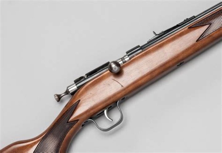 Does Cooey still make rifles?