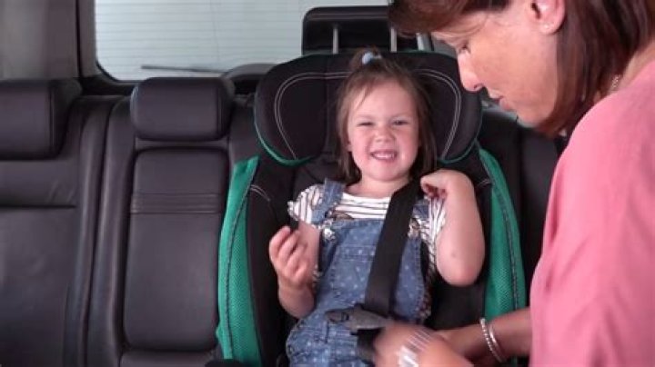 Does Plunket install car seats?