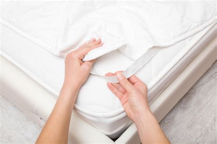 How do you use a head cleaner?