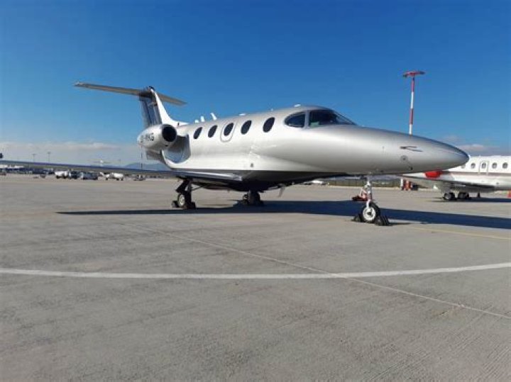 How fast is a Beechcraft Premier 1A?