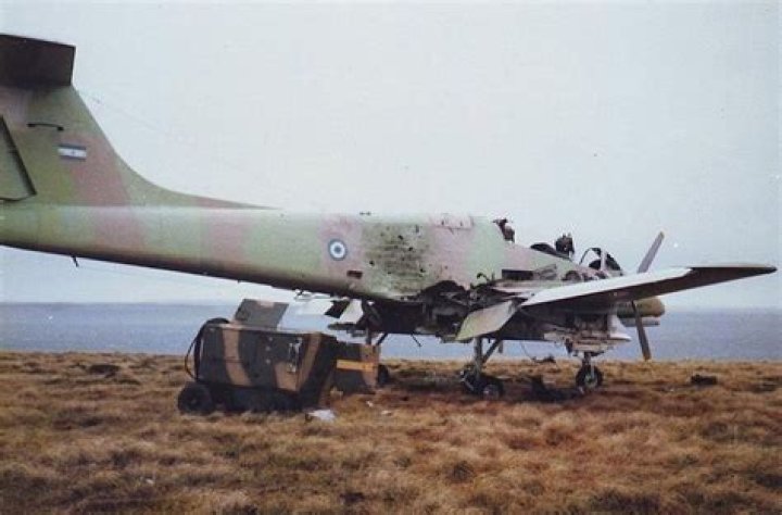 How many Argentine aircraft were shot down in the Falklands war?