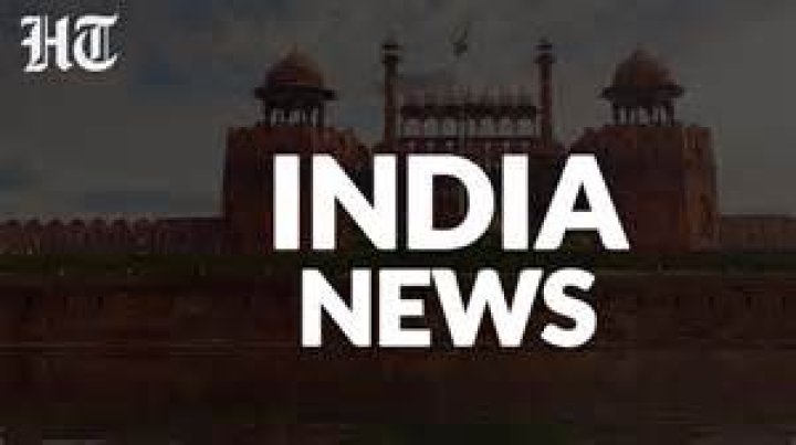 How many people read the Hindustan Times?