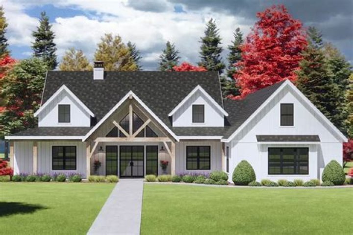 How much does it cost to shingle a 3000 sq ft house?