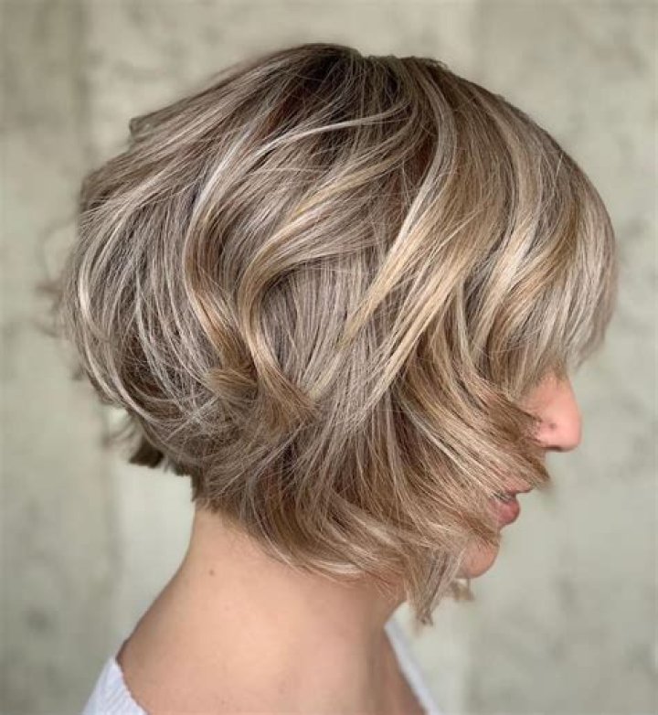 Is a short bob good for fine hair?