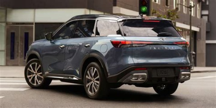 Is the 2017 Infiniti Q60 a good car?