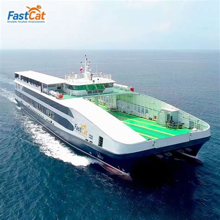 Is the City Cat ferry free?