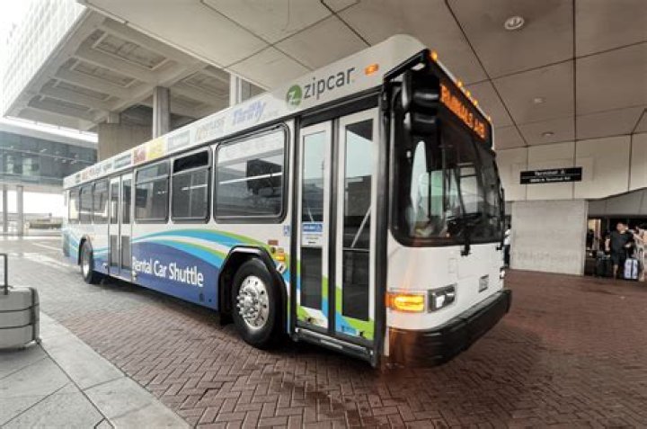 Is there a shuttle from Austin to College Station?