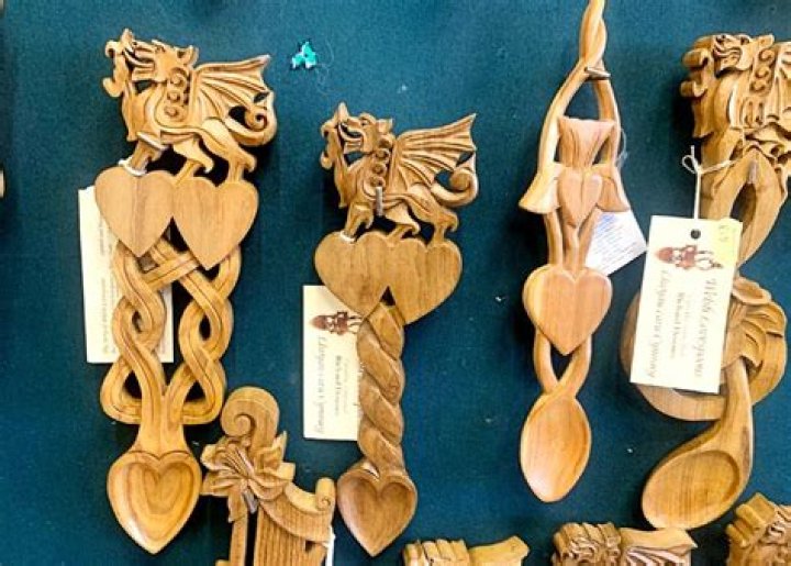 What are love spoons used for?