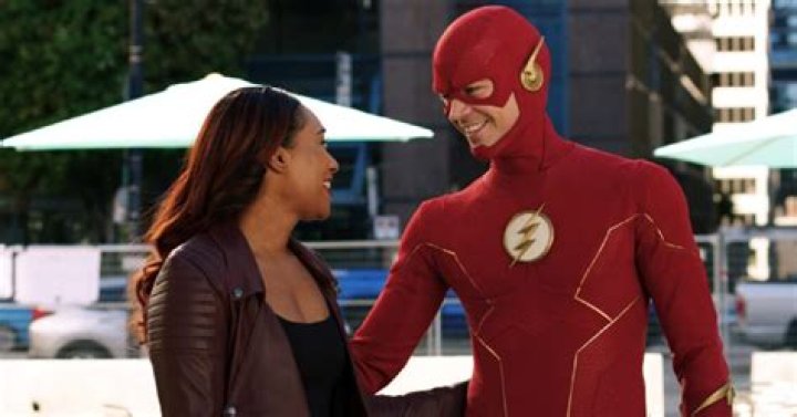 What happens in Episode 9 of The Flash?