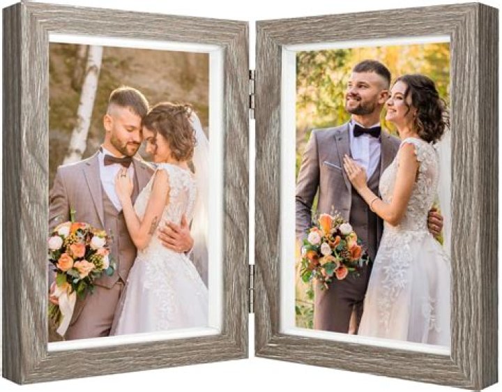 What is it called when two pictures make one?