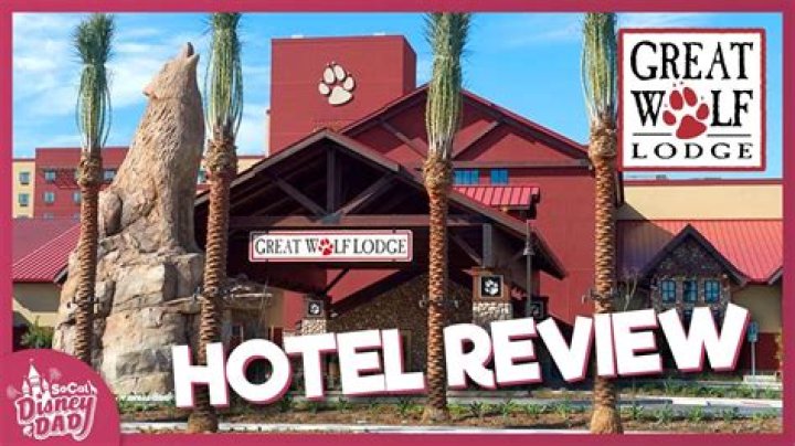 What is similar to Great Wolf Lodge in Texas?