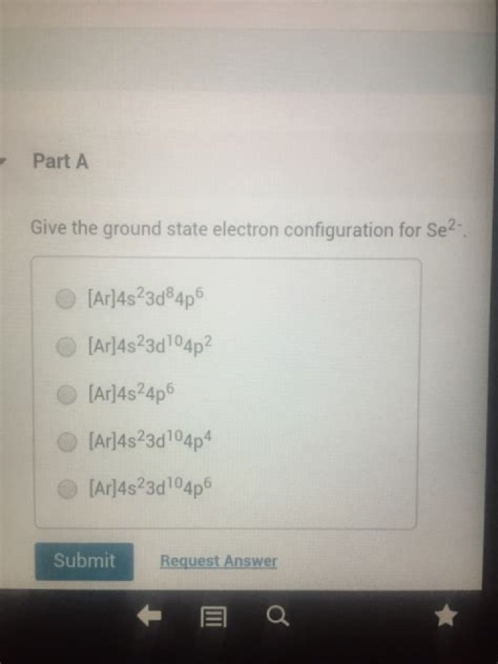 What is the electron configuration for Se2+?