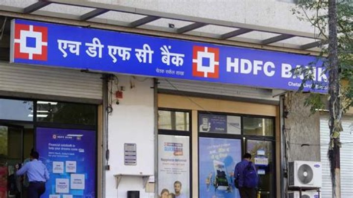 What is the exchange rate of HDFC Bank?