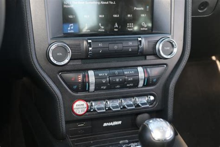 What is the Ford Shaker sound system?