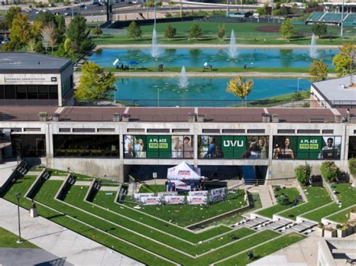 What is the SB building at UVU?