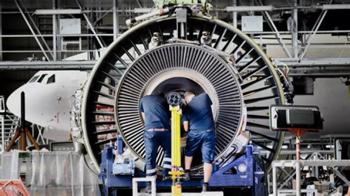 What products are made by aerospace engineers?