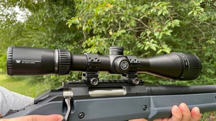 What range is a 2 7×32 scope Good For?