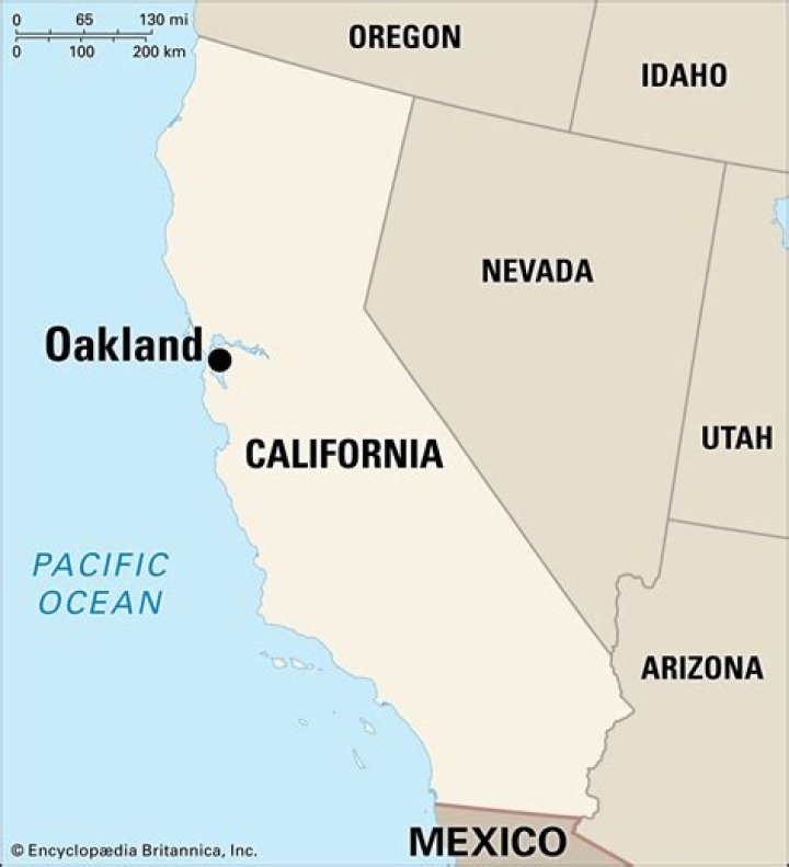 Where is Oakland California located in the state?