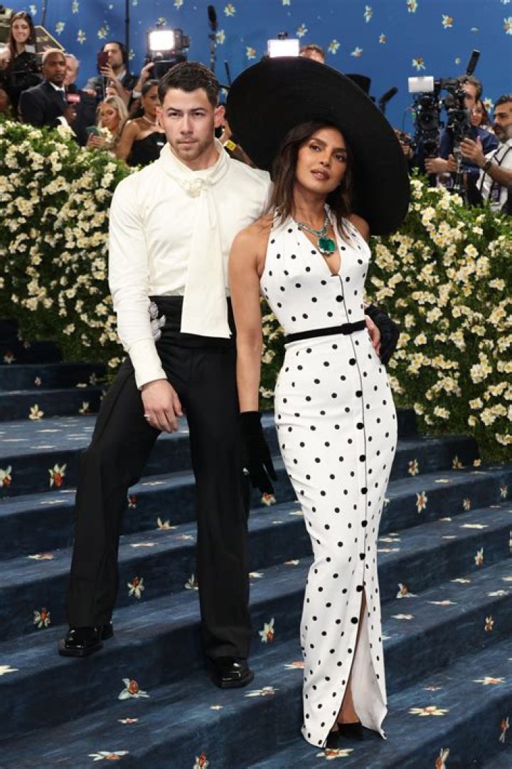 Who dresses Nick Jonas?