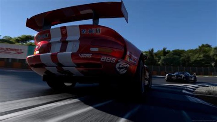 Who won the 2005 Le Mans?